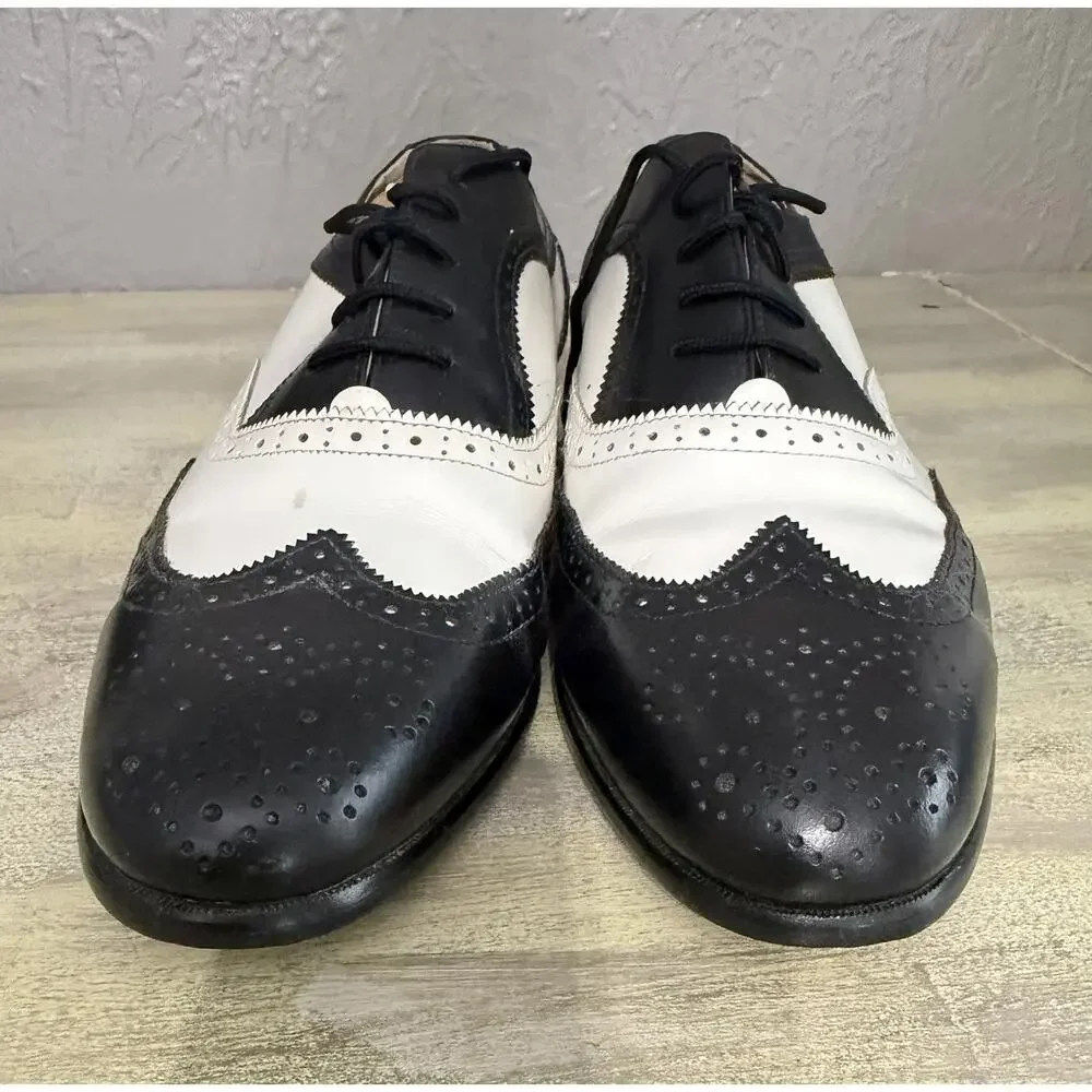 Spectator shoes this pair